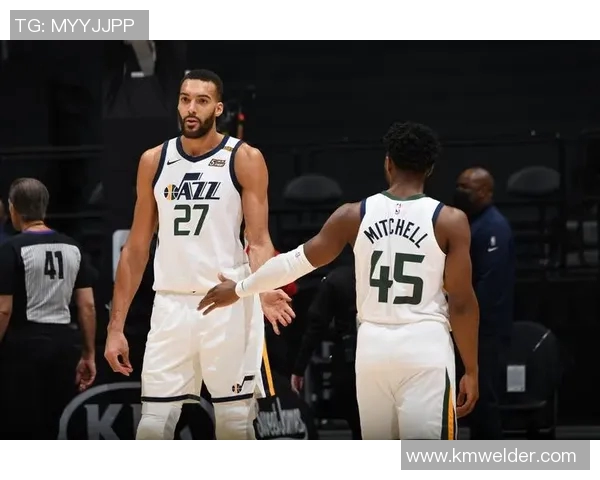 爵士球员戈贝尔:我们需要更专注于团队合作 爵士球员戈贝尔:我们需要更专注于团队合作